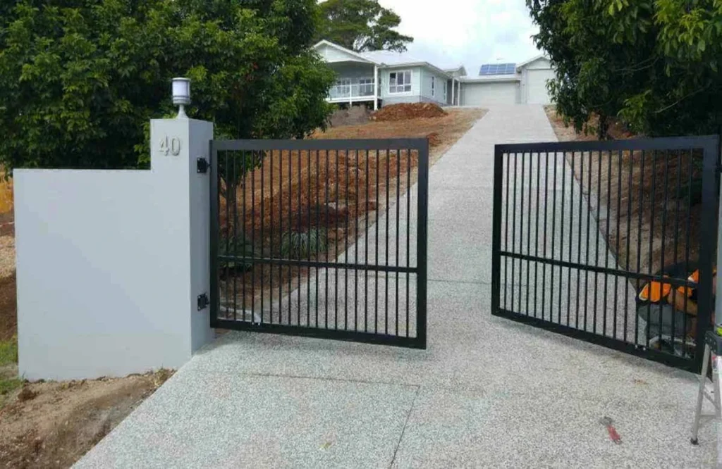 This dual-swing electric gate offers secure, hands-free access to your home’s entrance in Houston.