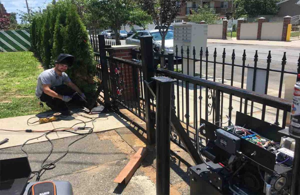 Fast and Efficient Gate Repair in Houston, TX