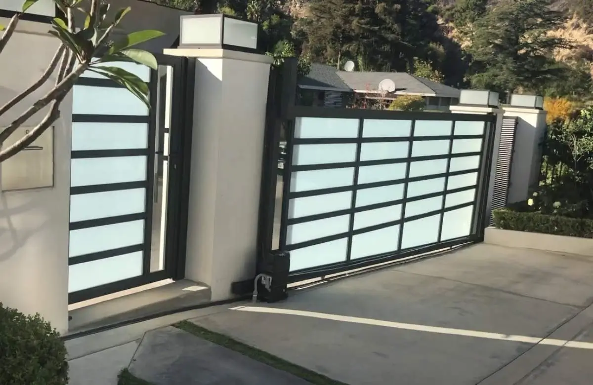 Automatic Gate Design Ideas for Modern Homes in