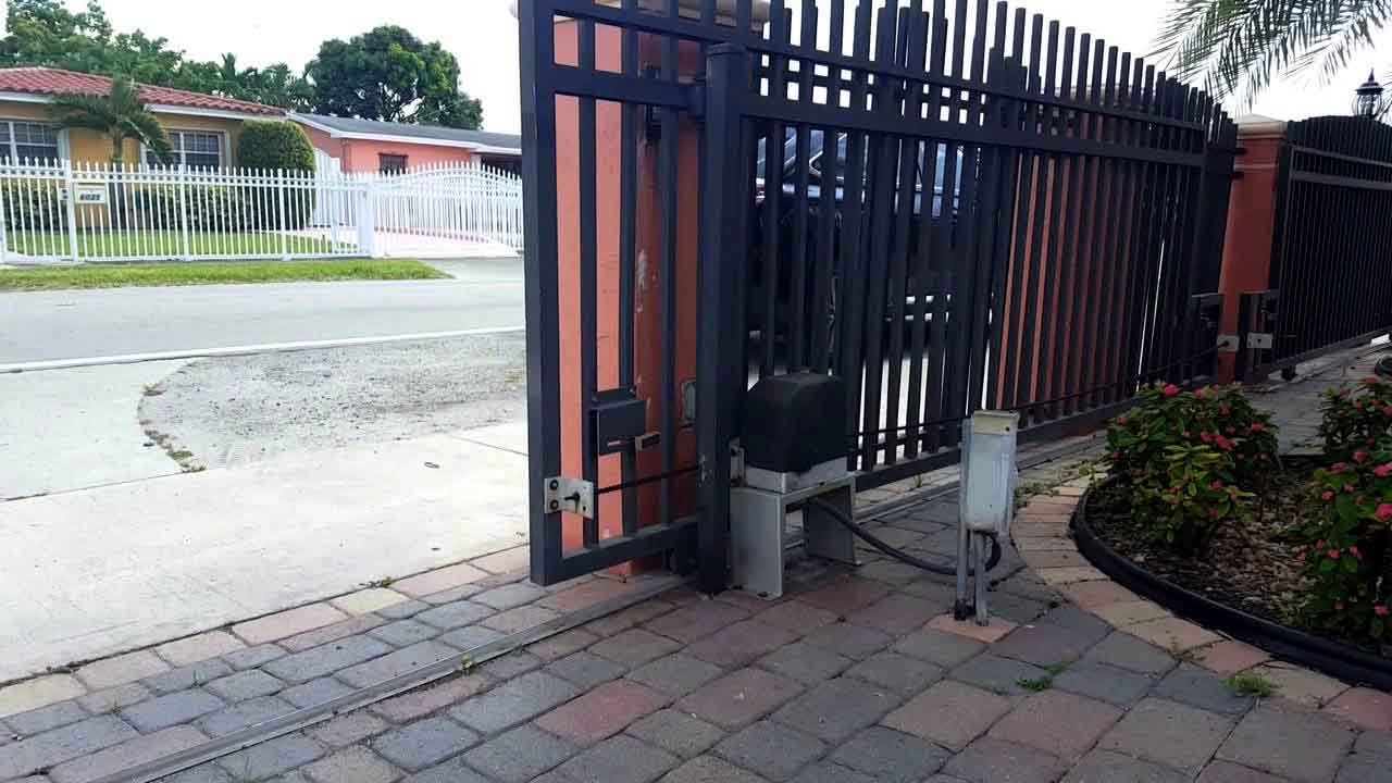 driveway swing gate repair service