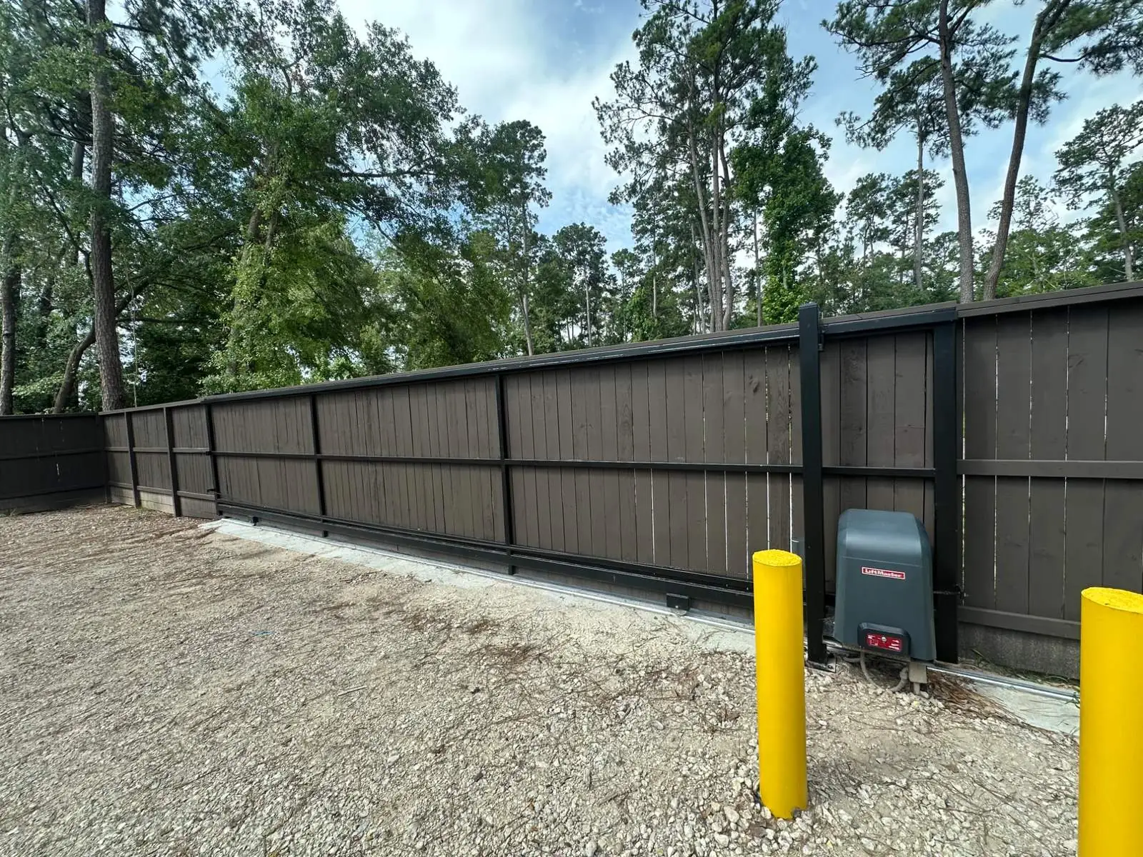 Gate repair project photo 6 in Houston Texas
